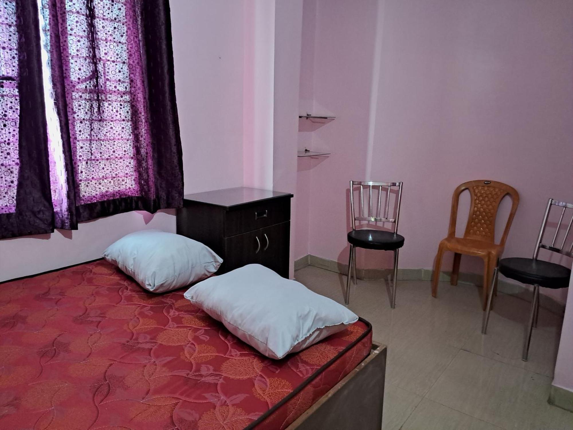 S.s. Lodge Patna (Bihar)